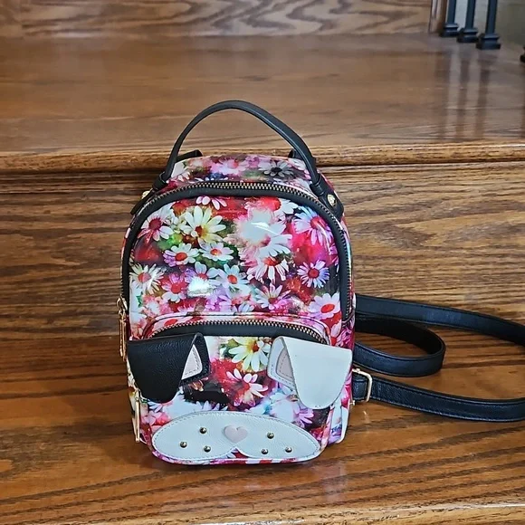 Betsey Johnson Dog and Daisies Backpack - Picture 10 of 10
